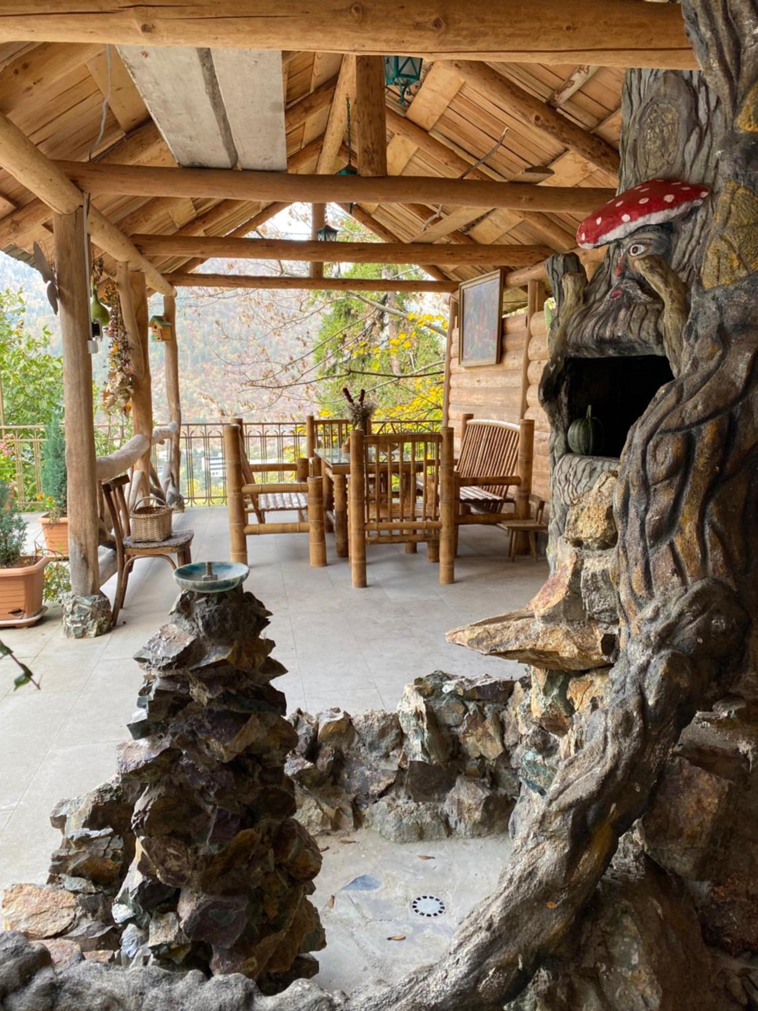 Anano'S Guesthouse Borjomi Exterior photo